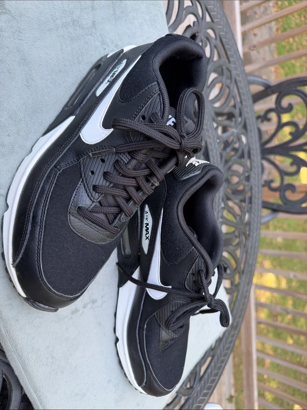 Nike Men’s Black and White Air Max Running Sneakers